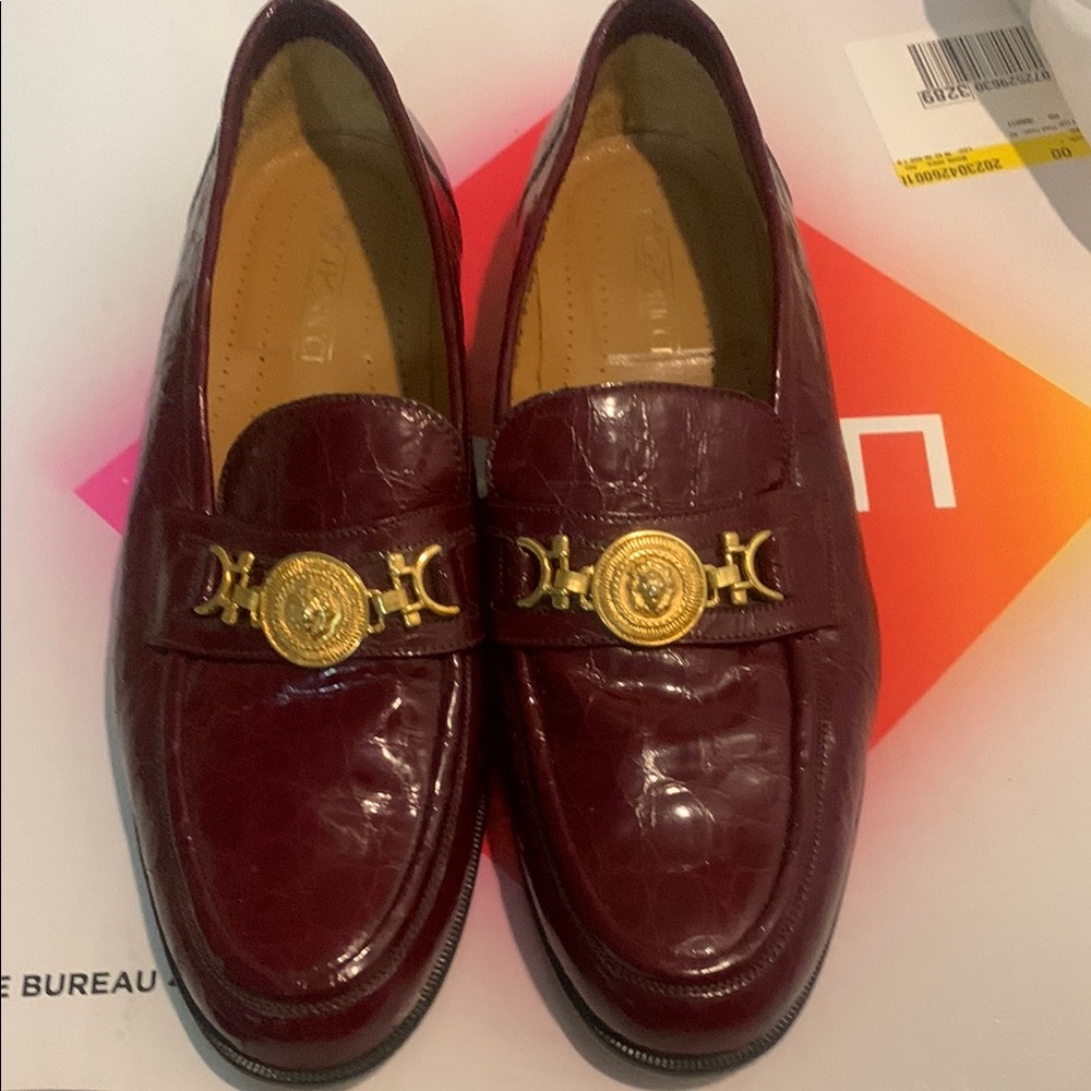 Gold Medallion Red Flats with Classic Design